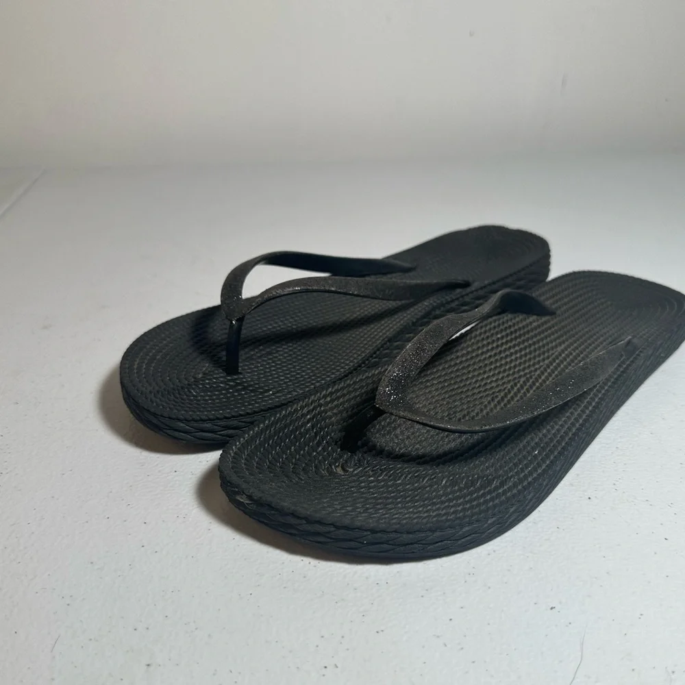 Black Flip Flops